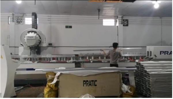 鋁型材cnc加工中心，鋁型材廠家和客戶都喜歡利用它來加工鋁型材